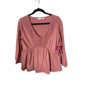 So Dusty Rose Peplum Top Women’s Size L Long Sleeve Embroidered Crochet V-Neck